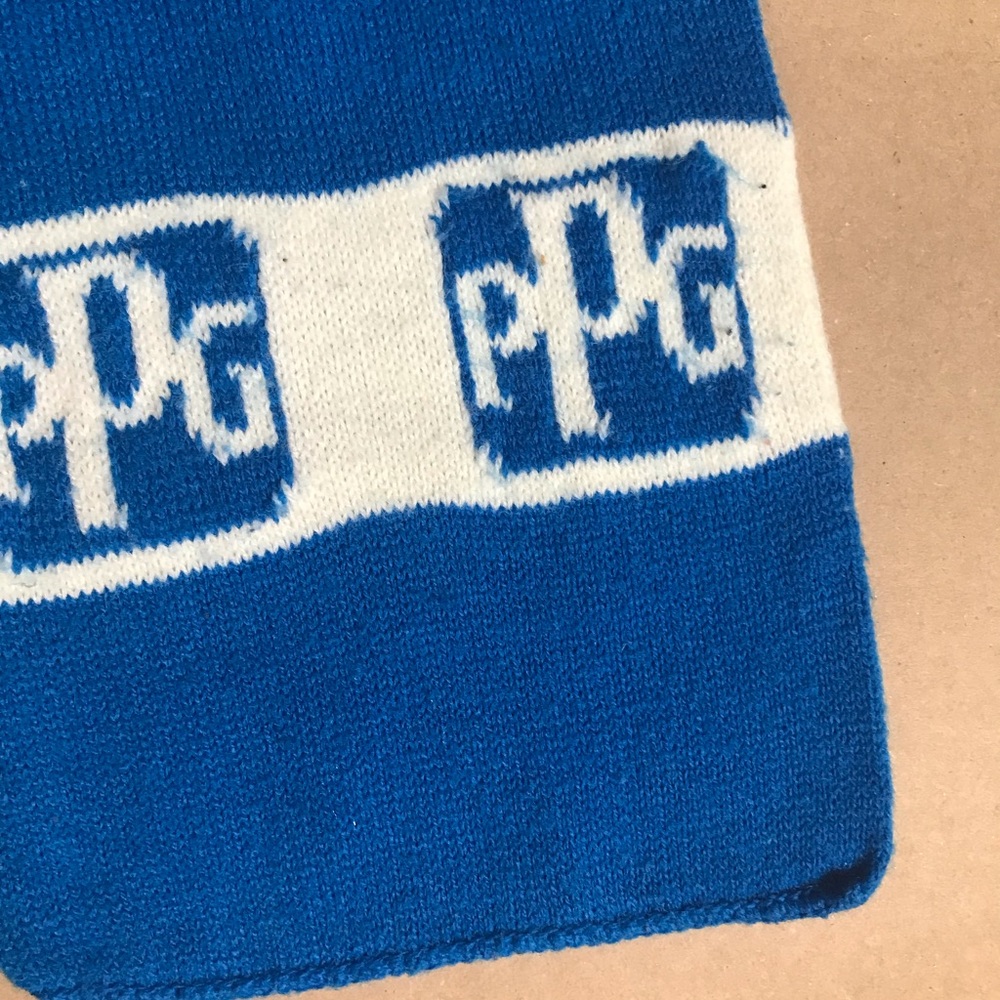 PPG scarf good condition